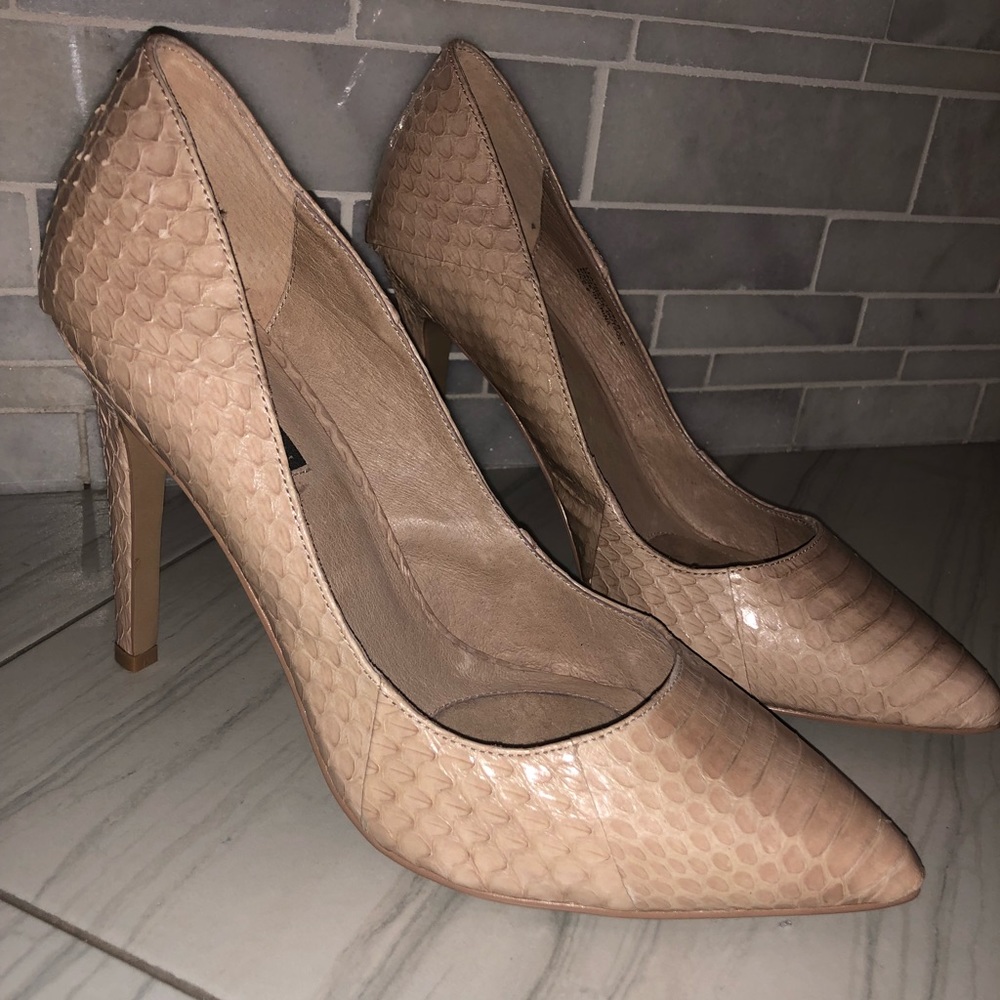 Ava & Aiden Light Pink Stilleto Pump